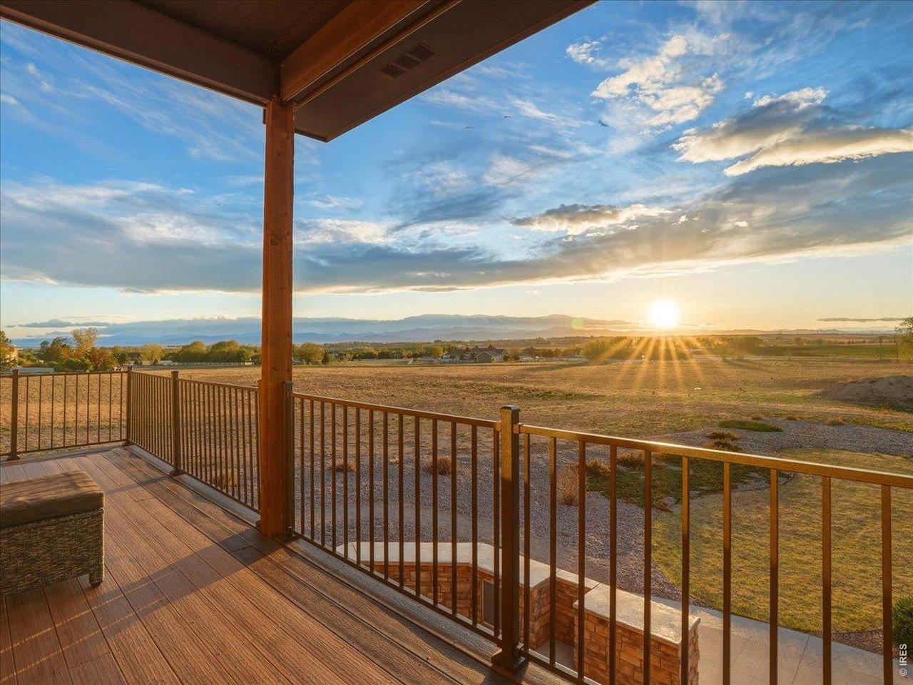 Image 3: Enjoy Sunsets from your Custom Deck Image 3: Enjoy Sunsets from your Custom Deck