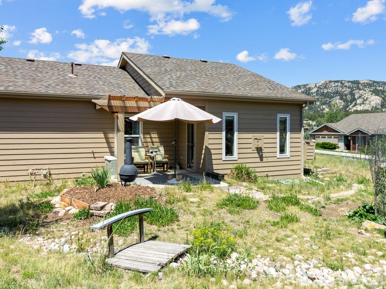 Image 4: Side Patio with a Cute Bridge Image 4: Side Patio with a Cute Bridge