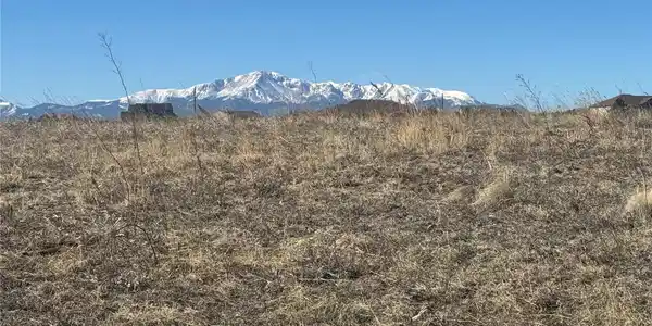 Mountian Shadow View- Lot 3