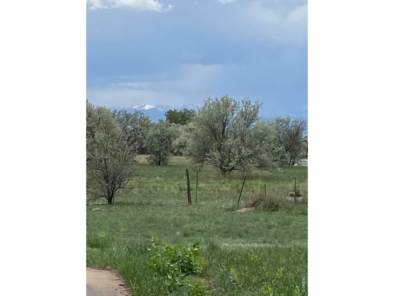 Image 3: Back range views Image 3: Back range views