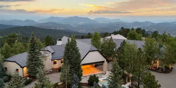 Image 2: Summit Estate Aerial Image 2: Summit Estate Aerial