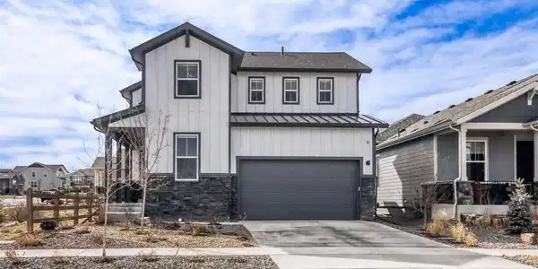 4204 Martinson Dr