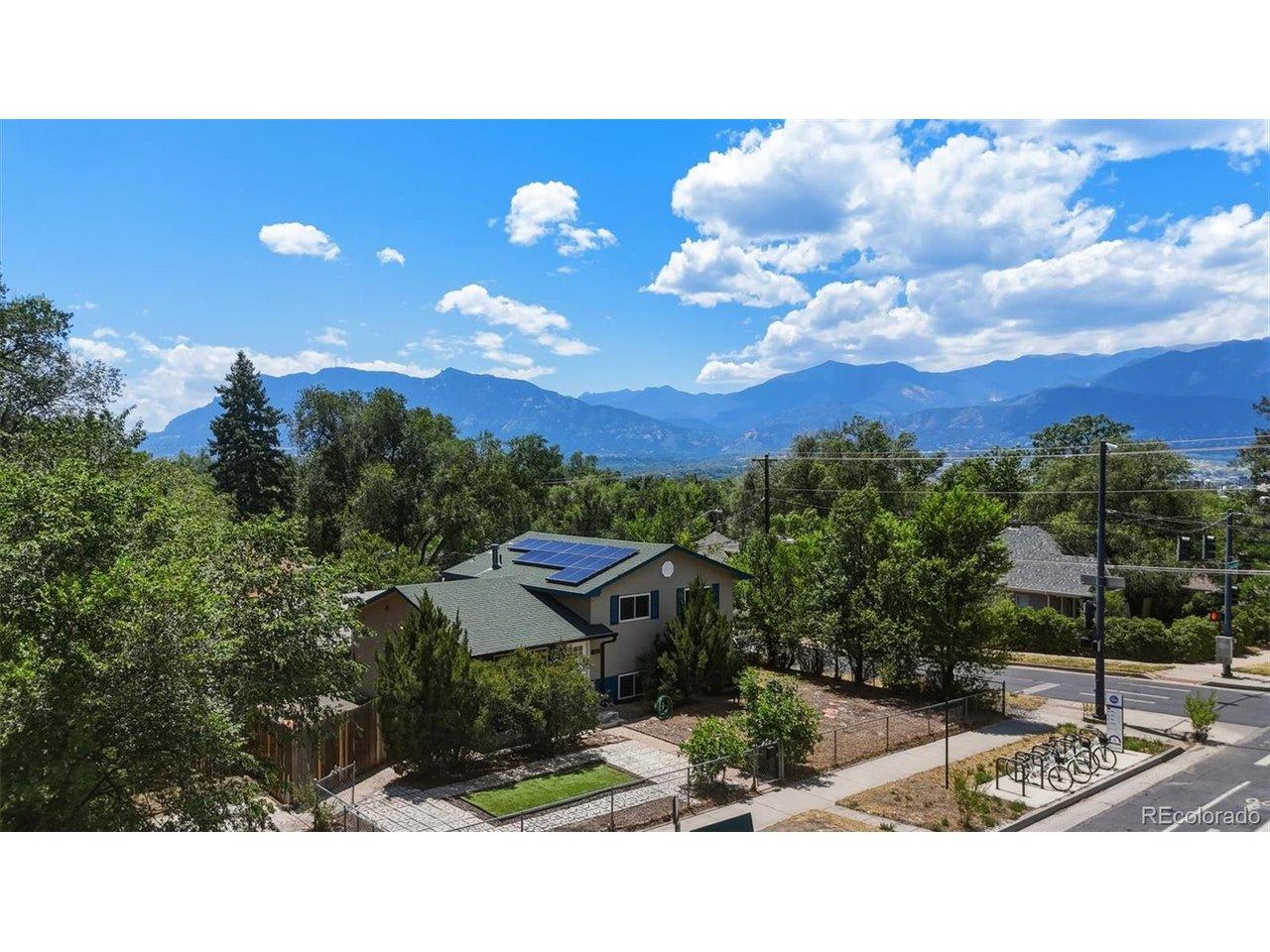Image 2: Breathtaking mountain and Peak views. Image 2: Breathtaking mountain and Peak views.