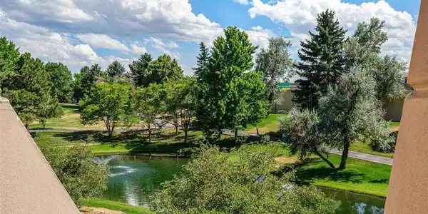 Image 2: Landscaped Grounds Image 2: Landscaped Grounds