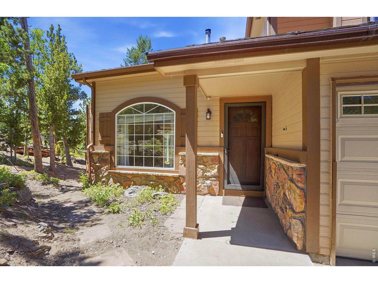Image 4: Front door Image 4: Front door