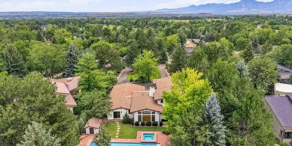 Image 3: Nearly three-quarters of an acre of privacy backing to the Boulder Country Club Golf Course Image 3: Nearly three-quarters of an acre of privacy backing to the Boulder Country Club Golf Course