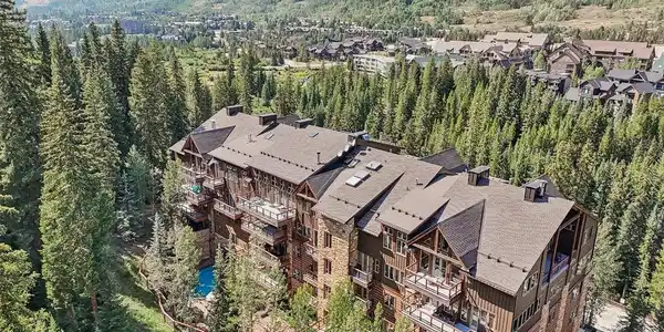 224 Trailhead Dr