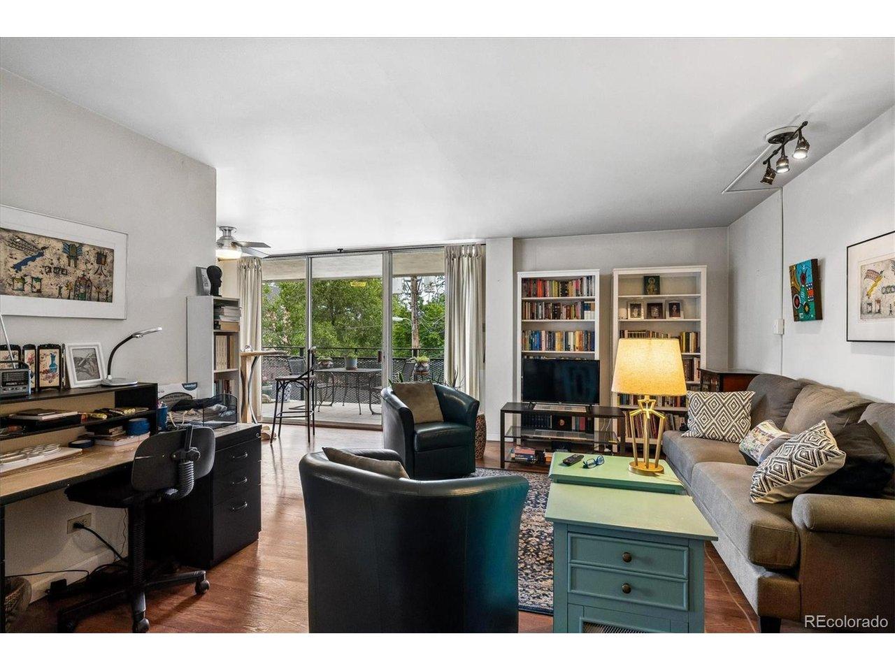 Image 4: Large Living Area accommodates multiple areas
