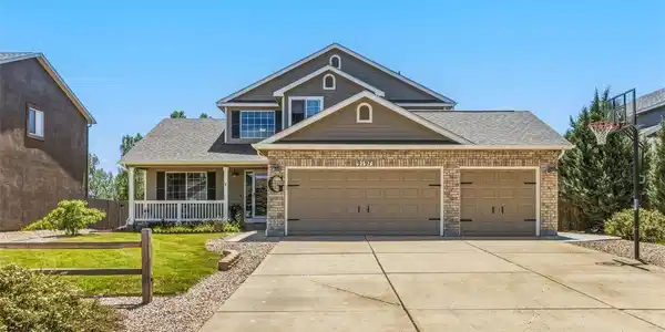 Image 2: Spacious Driveway & 3-Car Attached Garage Image 2: Spacious Driveway & 3-Car Attached Garage