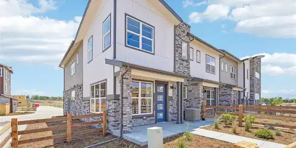 Image 3: Great investment, photos of actual model home! Model home leaseback! Image 3: Great investment, photos of actual model home! Model home leaseback!