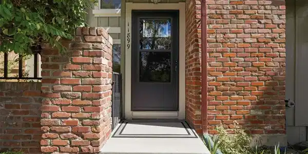 Image 2: Wonderful Character, private enclosed patio Image 2: Wonderful Character, private enclosed patio