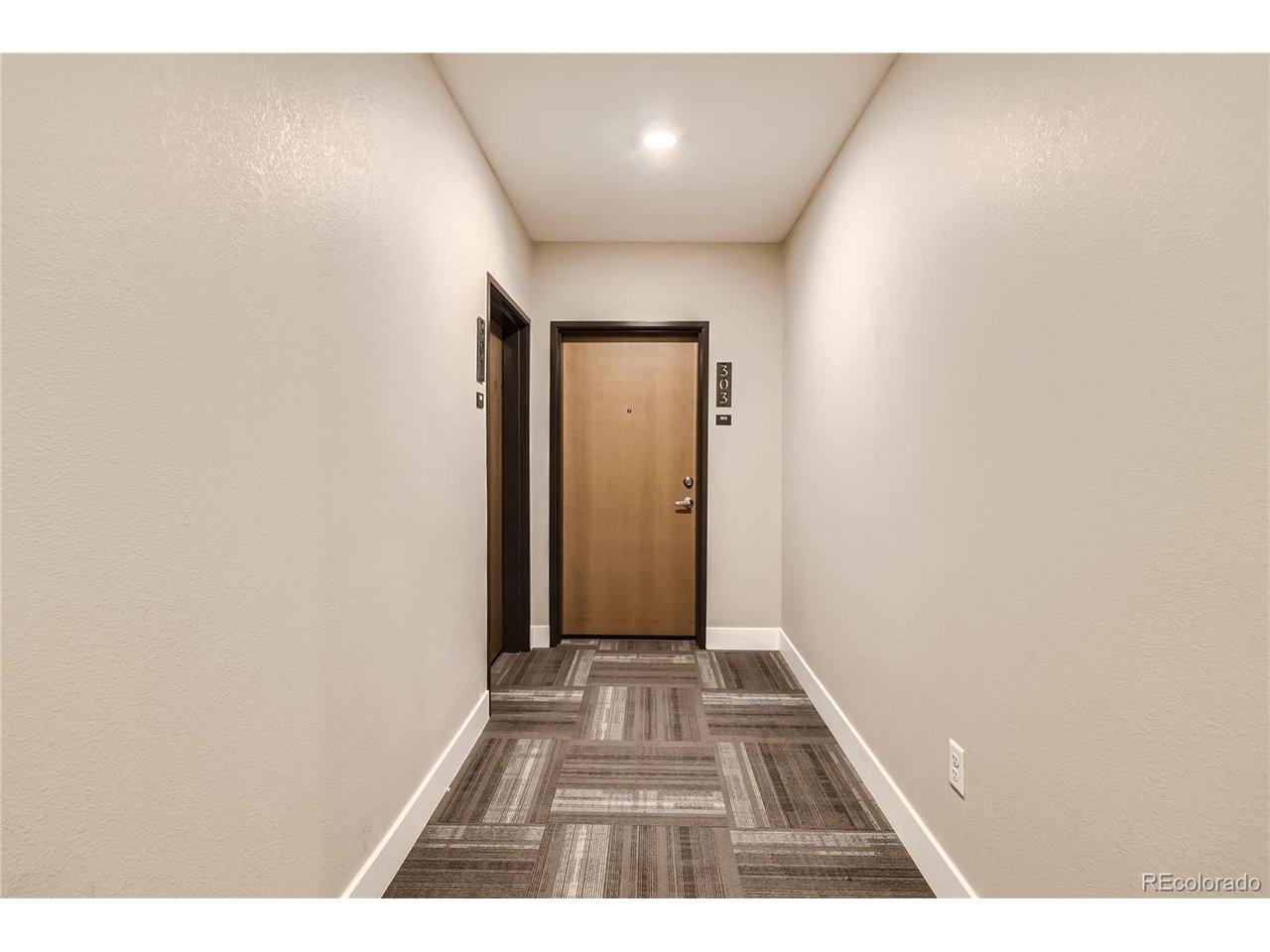 Image 4: Hallway Entry Image 4: Hallway Entry