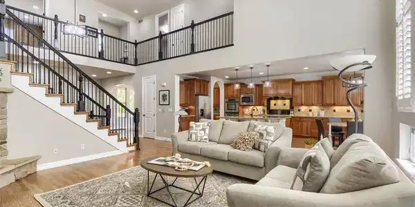 Image 3: great room Image 3: great room