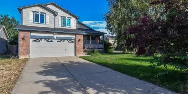 200 Hawthorn St