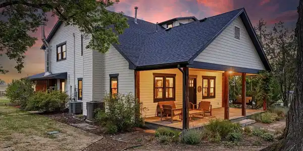 Image 3: South Western View of the home. Image 3: South Western View of the home.