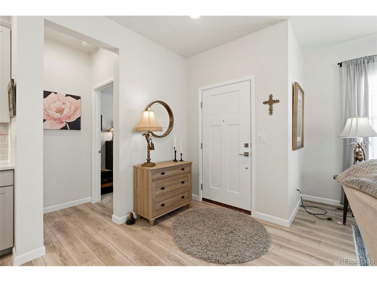 Image 3: Entry Image 3: Entry
