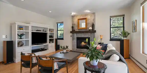 31518 Niakwa Rd