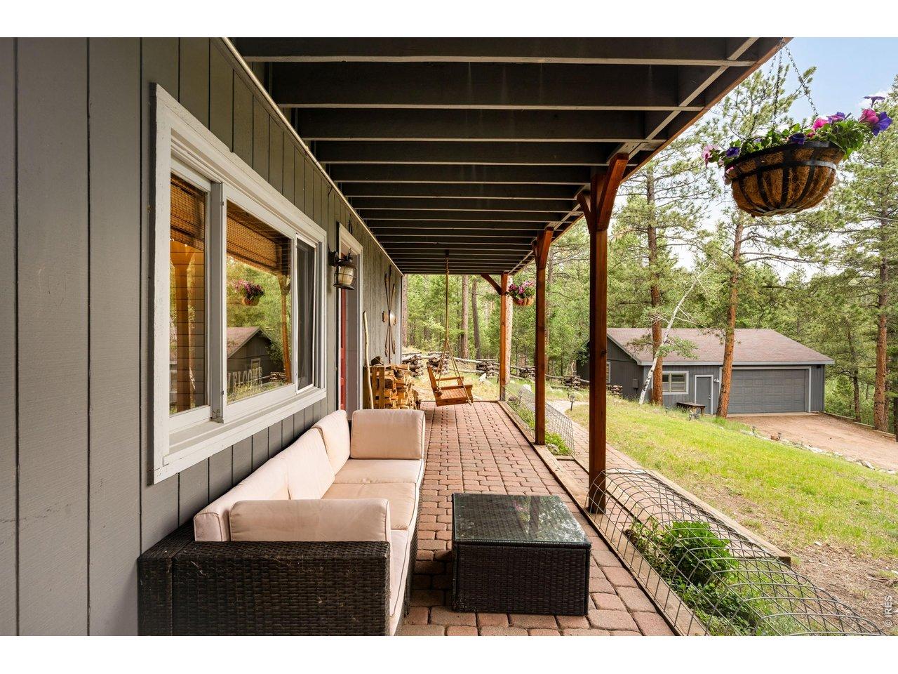 Image 4: Covered front porch Image 4: Covered front porch