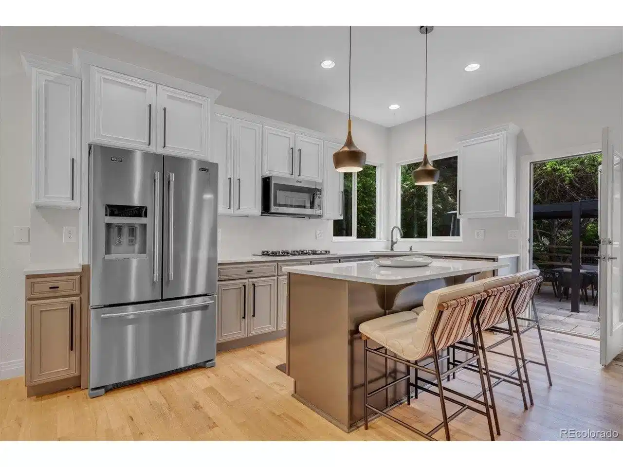 Image 1: Beautifully remodeled gourmet kitchen with custom quartz countertops Image 1: Beautifully remodeled gourmet kitchen with custom quartz countertops