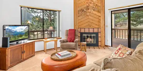 321 Big Horn Dr