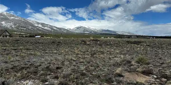 Image 3: NW View