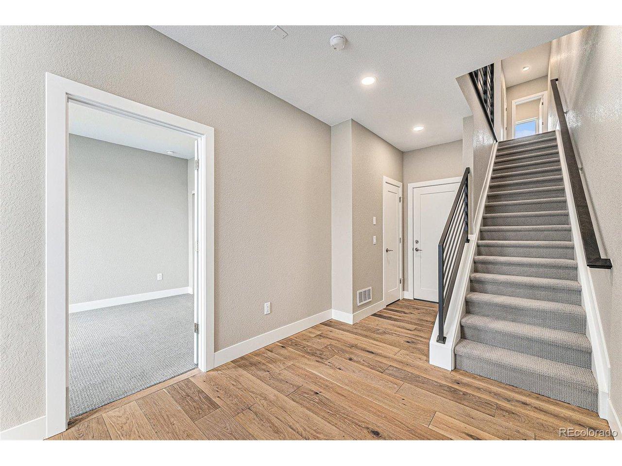 Image 3: Entry Way - Bedroom 1 Image 3: Entry Way - Bedroom 1
