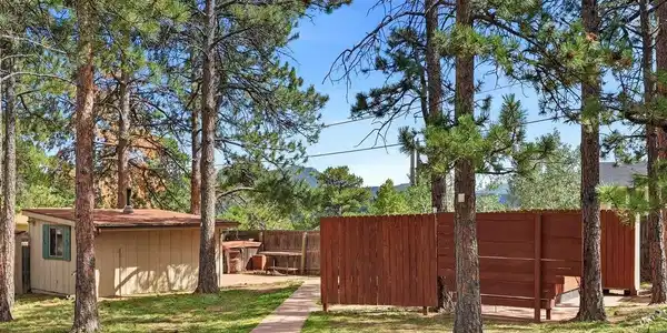 Image 2: Backyard Mountain Views Image 2: Backyard Mountain Views