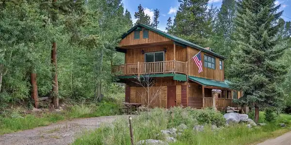 33 County Road 461