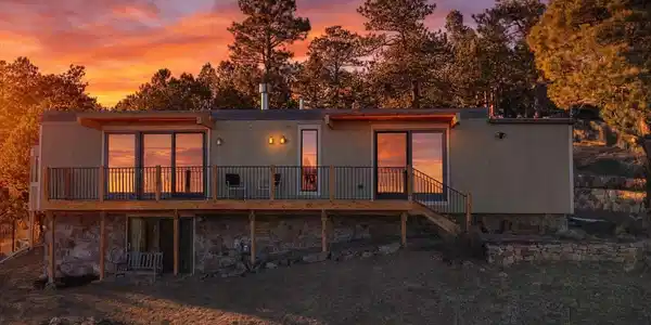 243 Paradise Rd