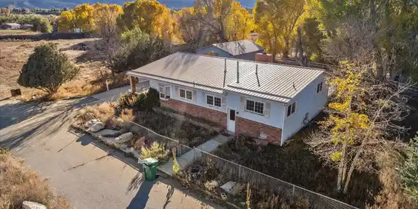 7032 County Road 156c