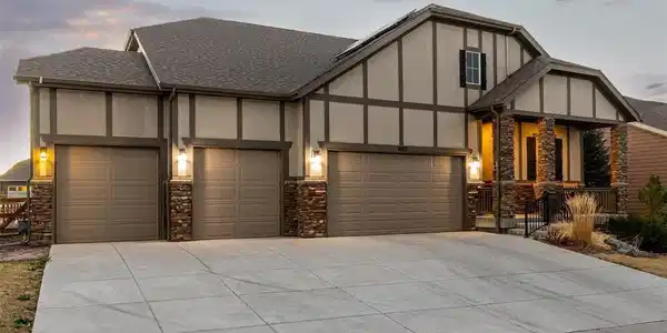 1182 Red Iron Ct