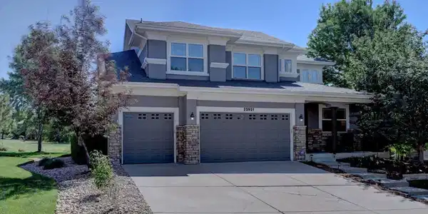 22921 E Euclid Cir