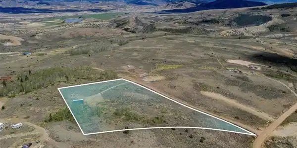 Image 3: Aerial - Markers and outlines are to give a general idea of the property location and are not to be relied upon. Image 3: Aerial - Markers and outlines are to give a general idea of the property location and are not to be relied upon.