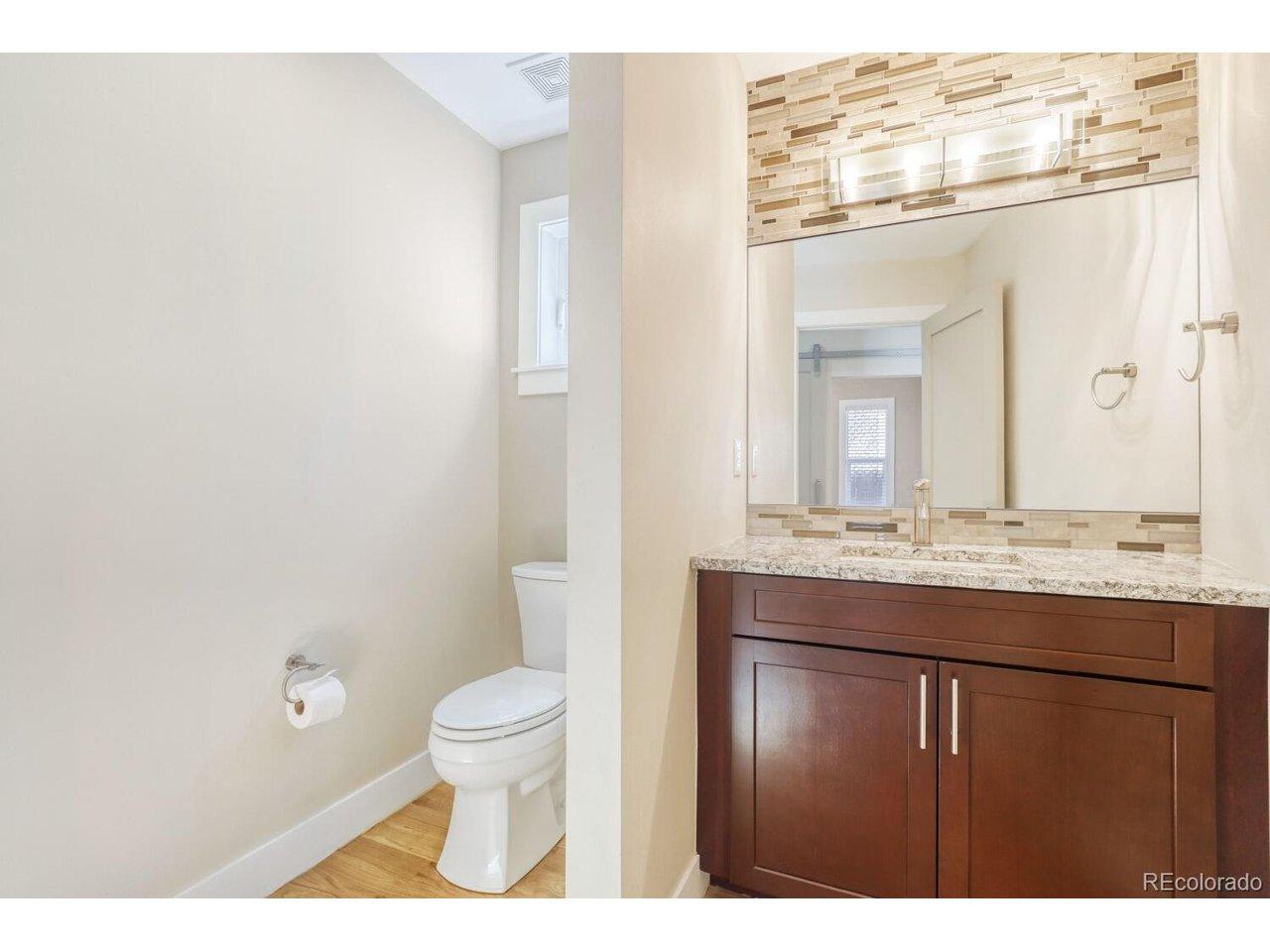 Image 3: Main floor Bathroom