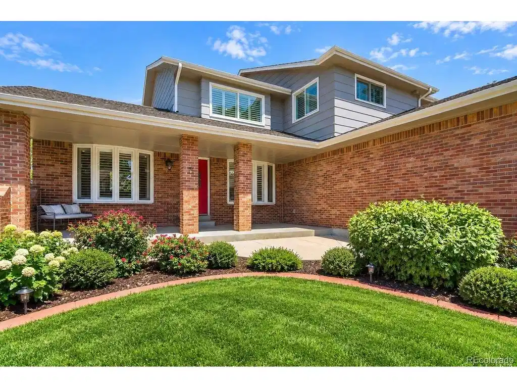 Image 1: Front of home Image 1: Front of home