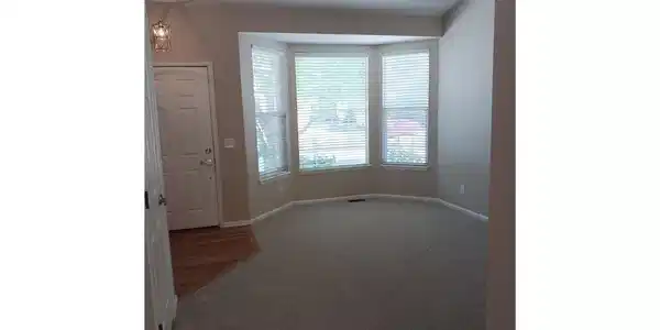 Image 4: BAYED WINDOW LIVING ROOM Image 4: BAYED WINDOW LIVING ROOM