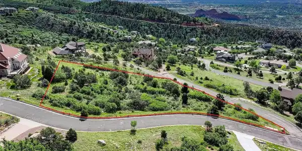Image 3: Property Lines approximate; not a survey. Image 3: Property Lines approximate; not a survey.