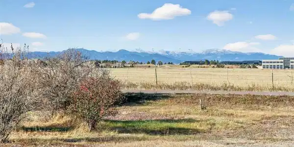 Image 4: Mountain Views! Image 4: Mountain Views!