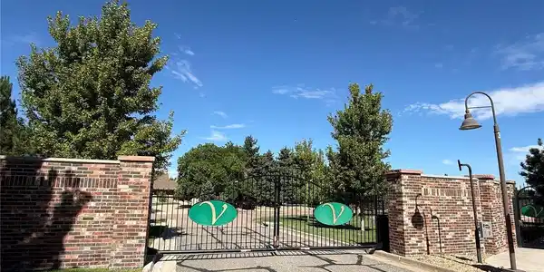 Image 4: Owner's Gated Entrance Image 4: Owner's Gated Entrance