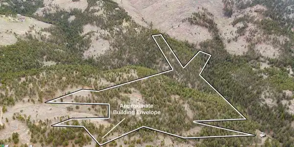 Image 3: Please be aware that any land and/or structures shown in the listing photos outside of the approximate lot lines are not  for sale.