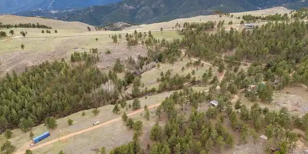 Image 4: Please be aware that any land and/or structures shown in the listing photos outside of the approximate lot lines are not  for sale.