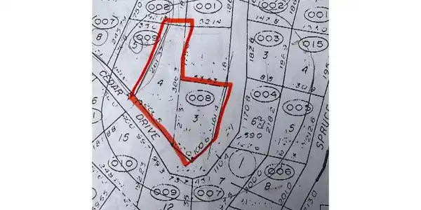Image 3: The highlighted section or lots 3 & 4 totalling 1.5 acres Image 3: The highlighted section or lots 3 & 4 totalling 1.5 acres