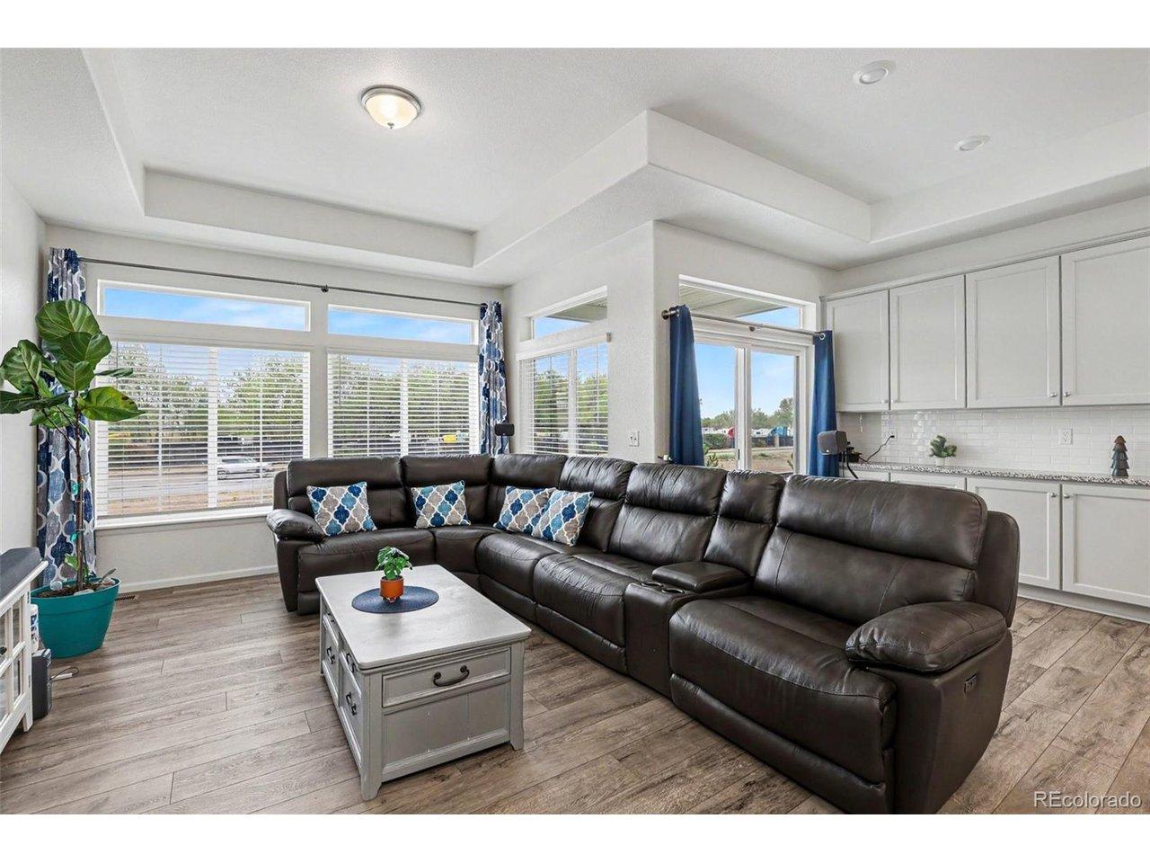 Image 4: Living room Image 4: Living room