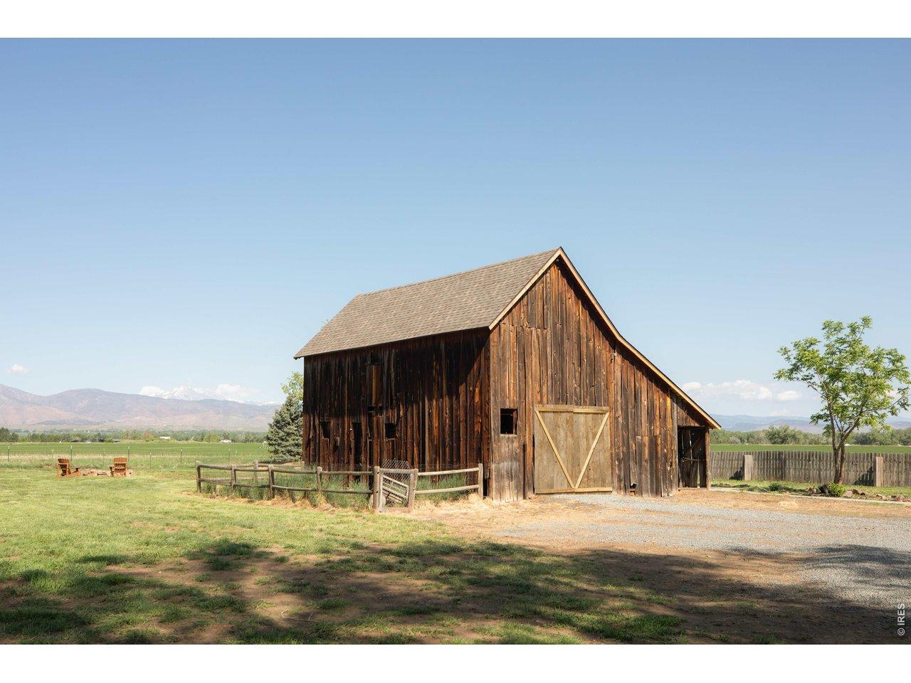 Image 4: The property unfolds with a sense of openness and calm that is increasingly difficult to find in Boulder County. Image 4: The property unfolds with a sense of openness and calm that is increasingly difficult to find in Boulder County.