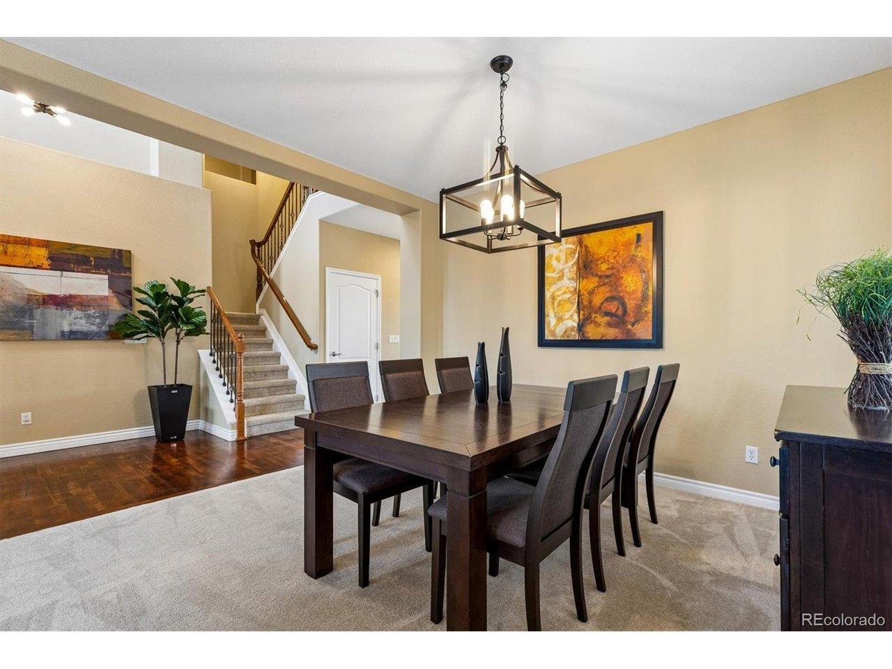 Image 4: Dining Room Image 4: Dining Room
