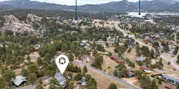 Image 3: Walking distance to Downtown Estes! Image 3: Walking distance to Downtown Estes!