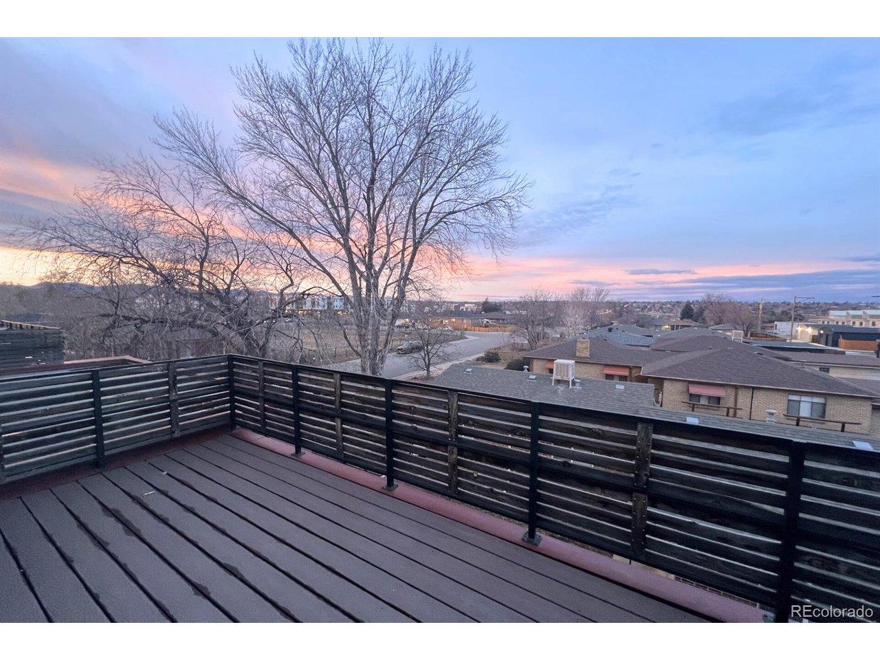 Image 3: Northwest Sunset View from Deck Image 3: Northwest Sunset View from Deck