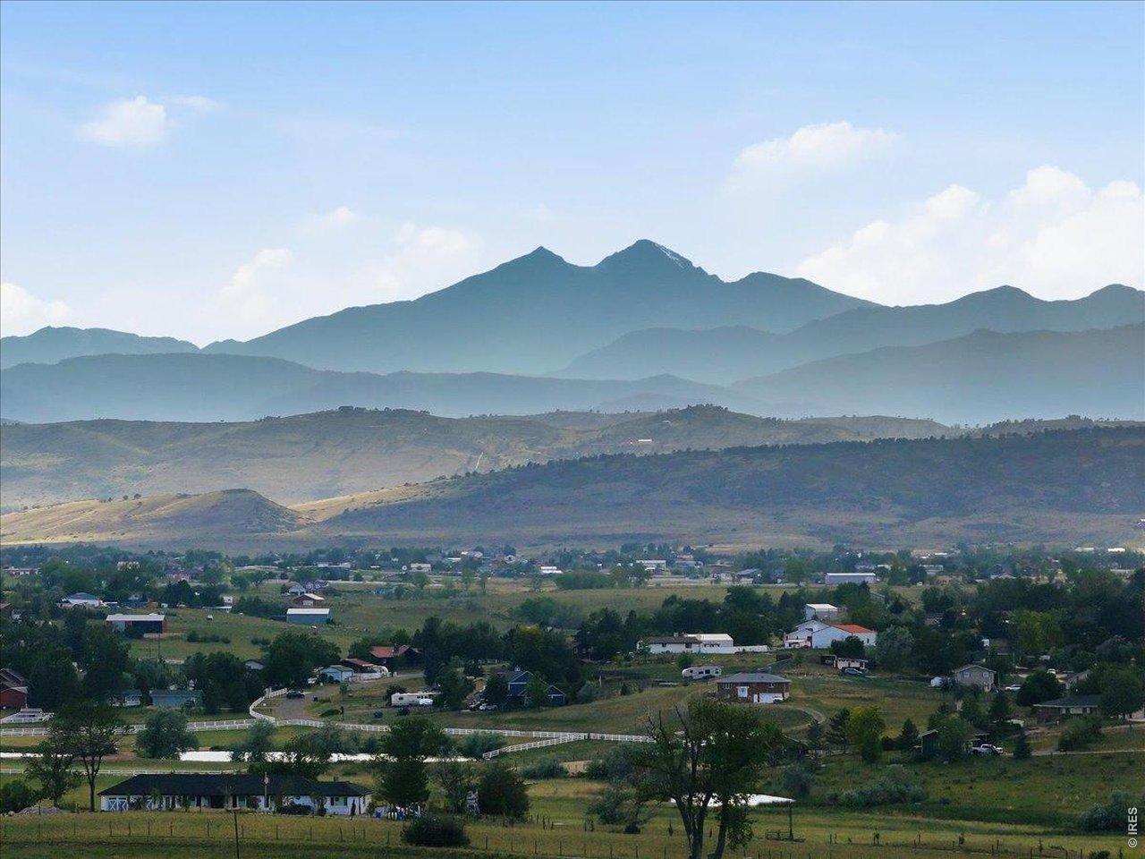 Image 3: Close up of mountain view Image 3: Close up of mountain view