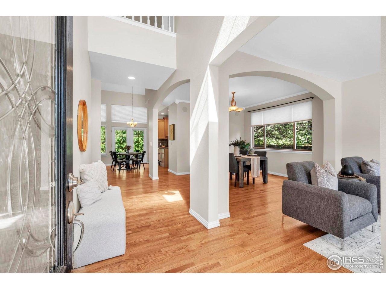 Image 3: Open floor plan filled with natural light Image 3: Open floor plan filled with natural light