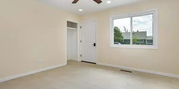 Image 4 Image 4